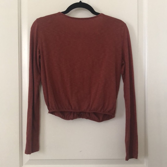 American Eagle long sleeve crop top - Picture 2 of 3